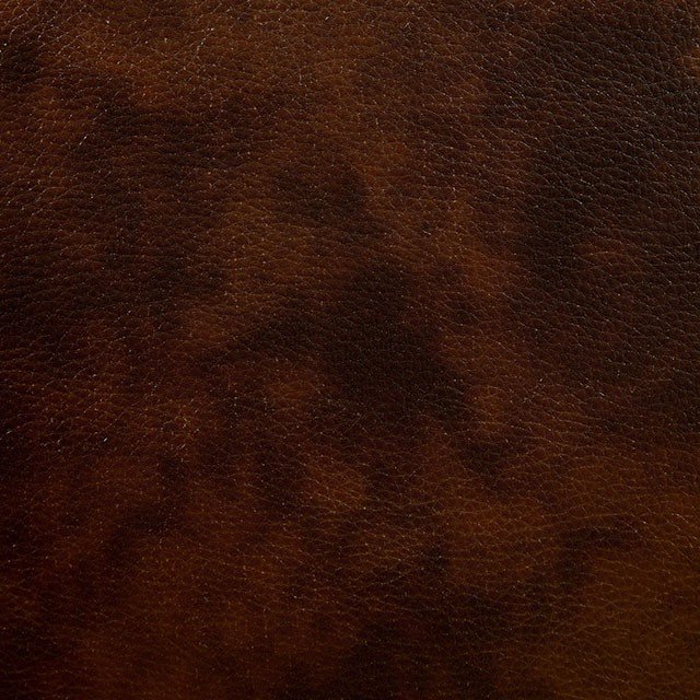 Winslow Love Seat w/ Center Console - Image 3