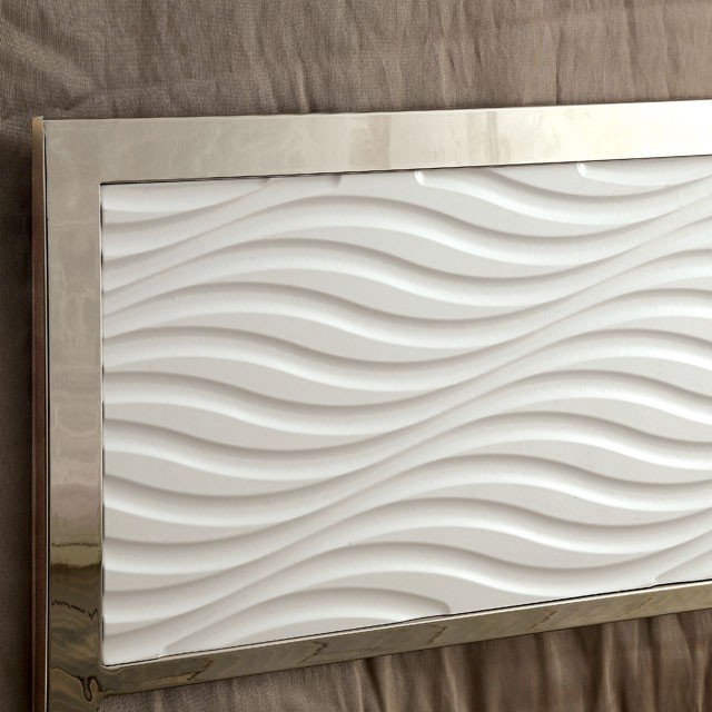 Calvin E.King Bed - Image 4