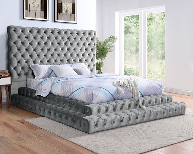 Stefania 4 Pc Queen Bedroom Set - Image 3