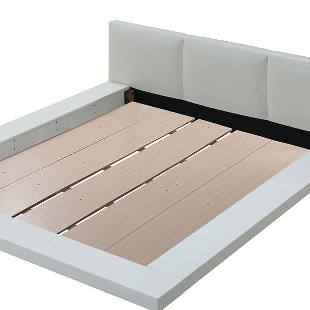 Christie 4 Pc Queen Bedroom Set - Image 3