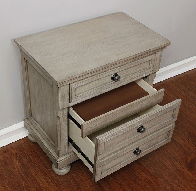 Wells 4 Pc Queen Bedroom Set - Image 4