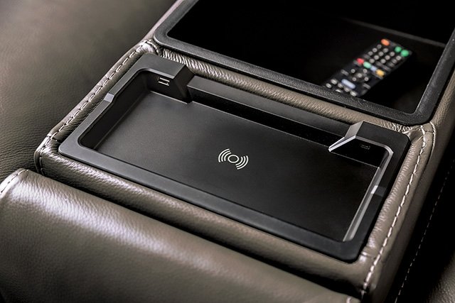 Phineas Power Loveseat - Image 5