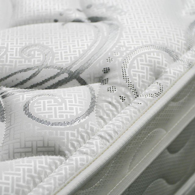 Jalen E.King - Image 4