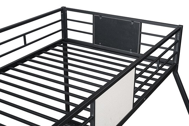 Molton Twin/Full Metal Bunkbed - Image 3