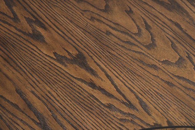 Leovanni 7 Pc Dining Table Set - Image 8