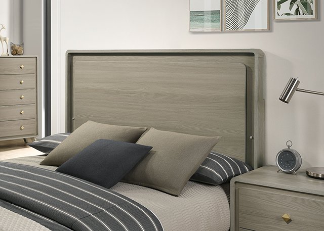 Rainier 4 Pc Queen Bedroom Set - Image 3