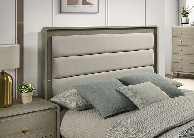 Rainier 4 Pc Queen Bedroom Set - Image 3