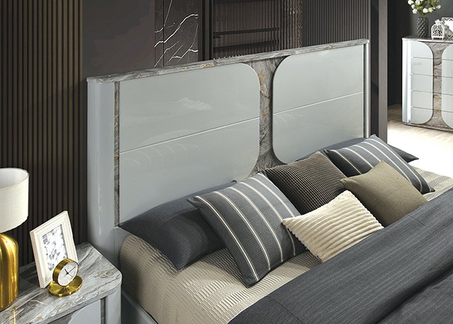 Cleburne 4 Pc Queen Bedroom Set - Image 3