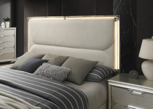 Sheridan 4 Pc Queen Bedroom Set - Image 4