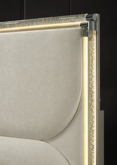 Sheridan Queen Bed - Image 5