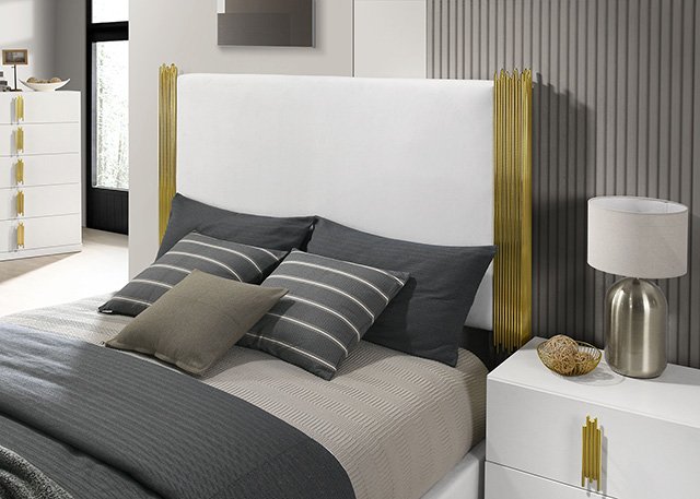 Basildon 5 Pc Queen Bedroom Set - Image 3