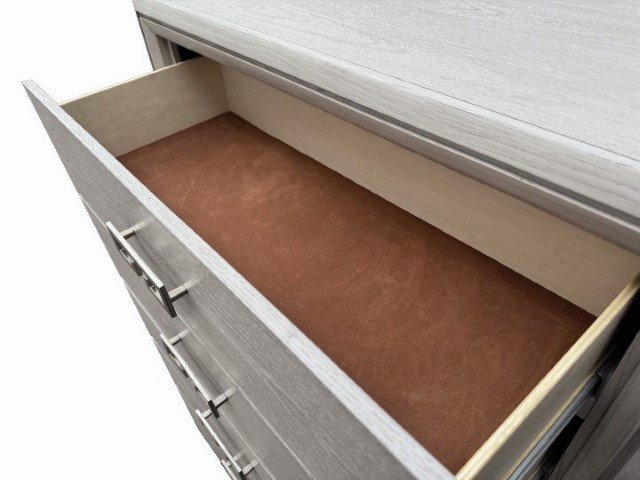 Basilone Chest - Image 6