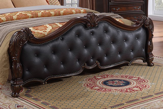 Ventresca 5 Pc Queen Bedroom Set - Image 5