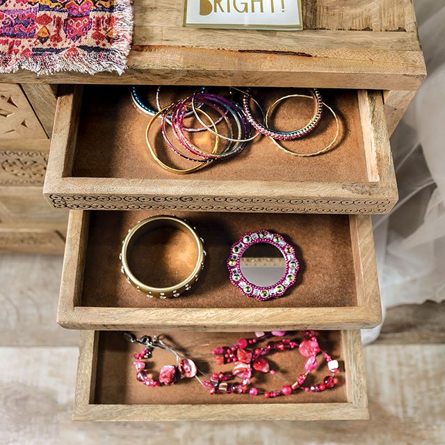 Blanchefleur Chest - Image 4