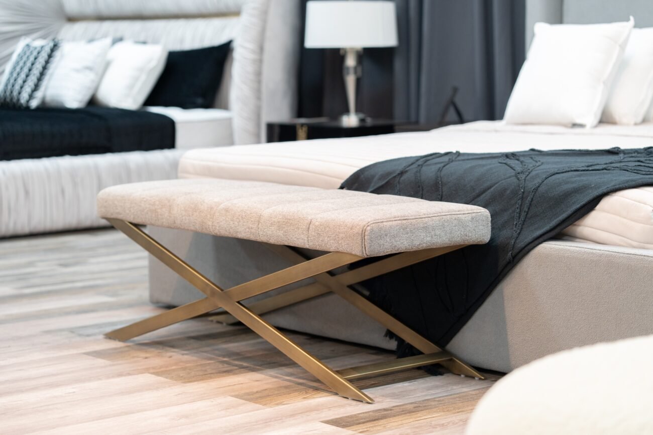 Modrest Xane - Contemporary Grey Fabric & Brushed Brass Bench - Image 4