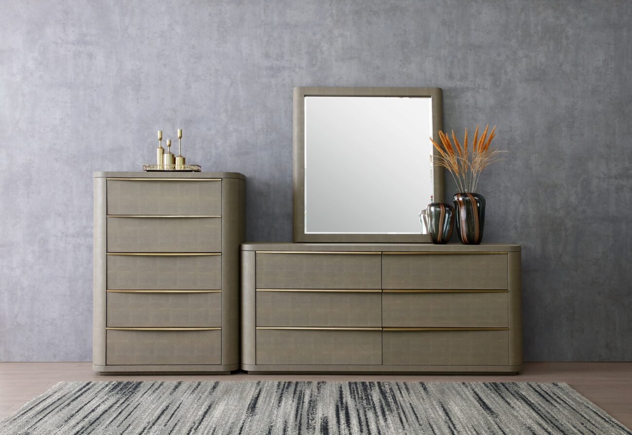 Modrest Lois - Modern Beige Shagreen + Brass Chest - Image 3