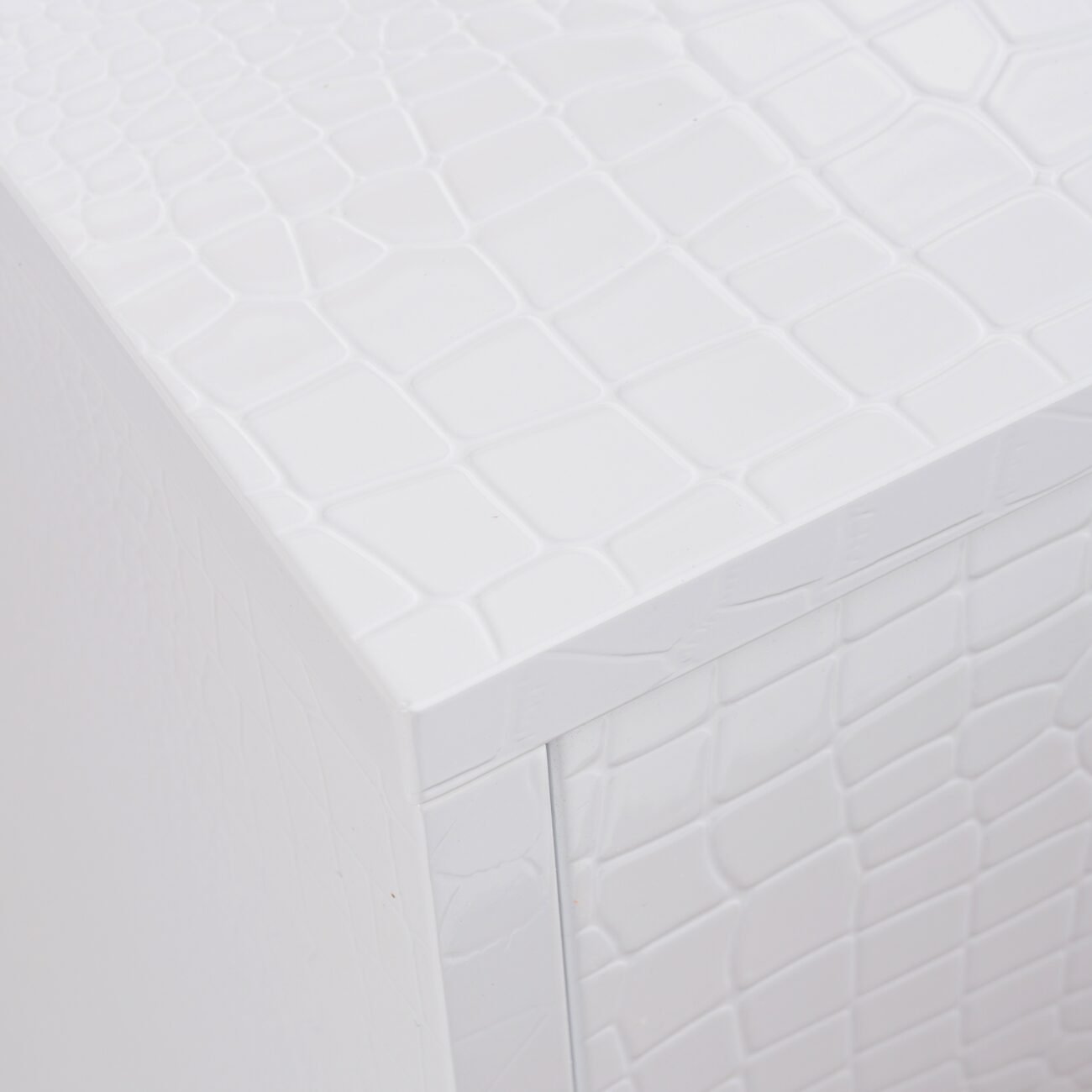 A&X Victoria - Modern White Crocodile Dresser - Image 2