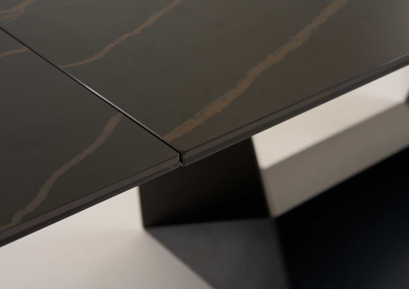 Modrest Baldwin - Modern Black Ceramic & Black Metal Extendable Dining Table - Image 5