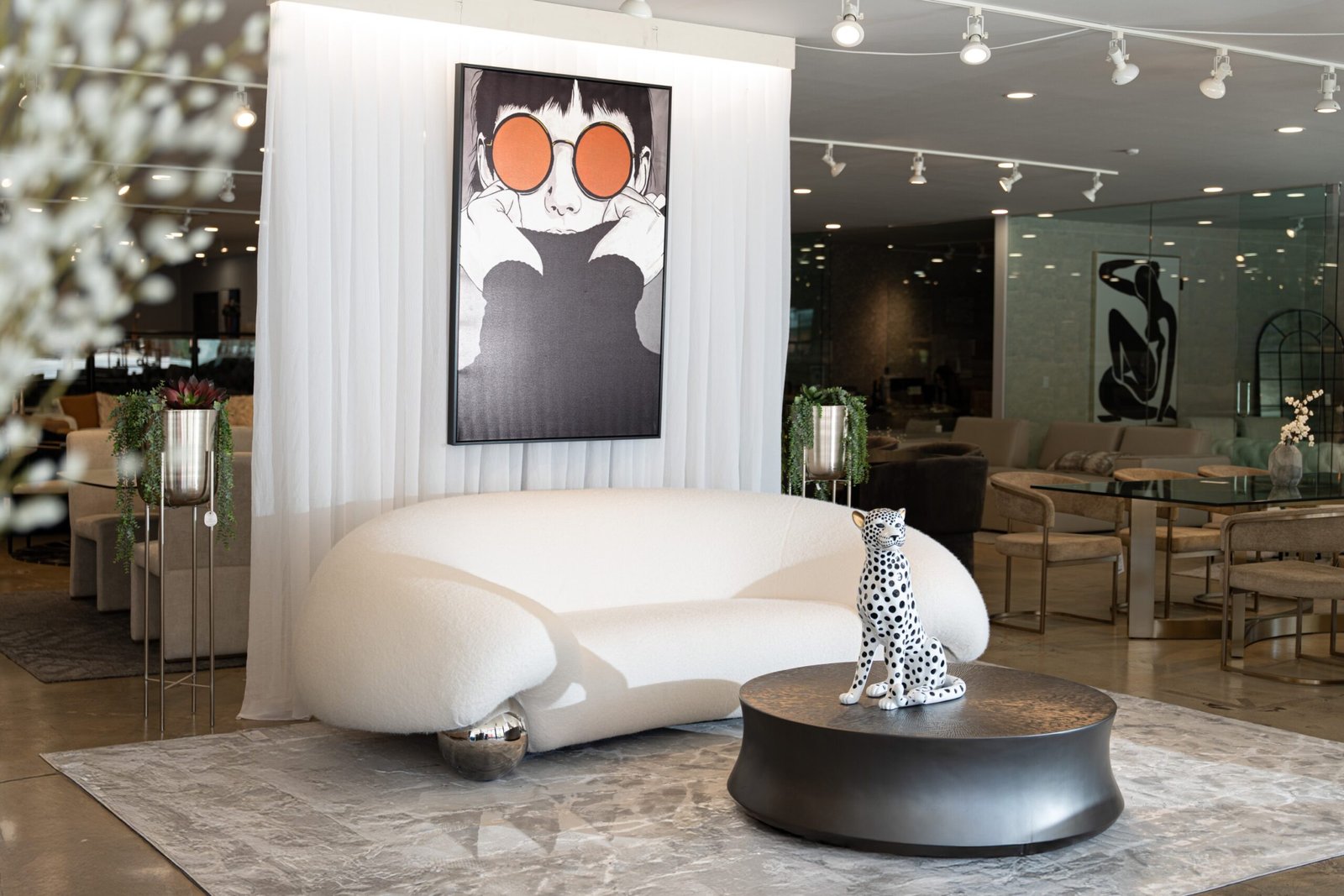 Divani Casa Fortune - Contemporary White Fabric Sofa - Image 5