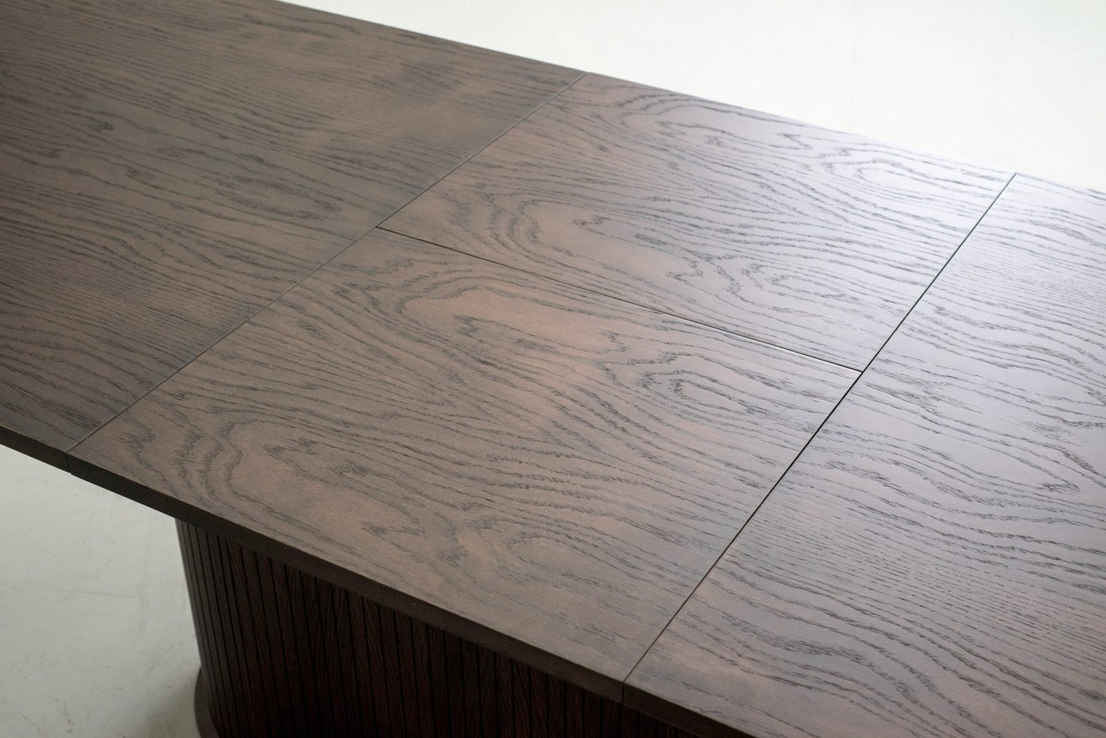 Modrest Milan Modern Brown Oak Dining Table With Extension - Image 3