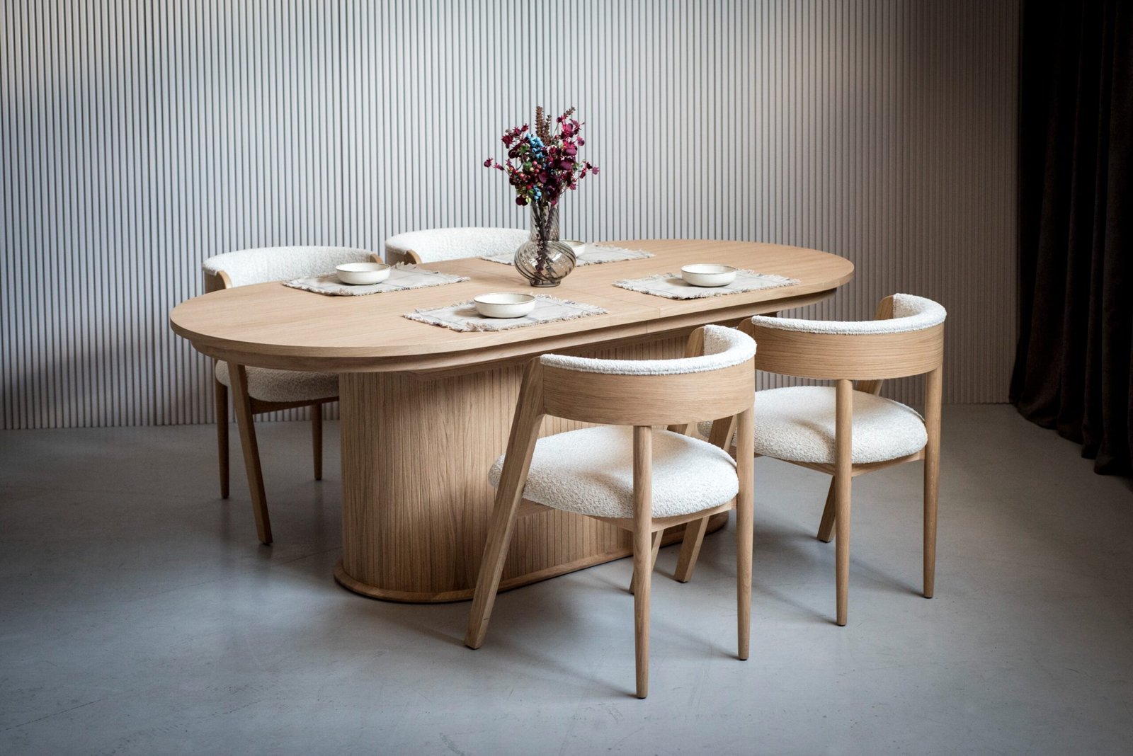 Modrest Milan Modern Natural Oak Dining Table With Extension - Image 2