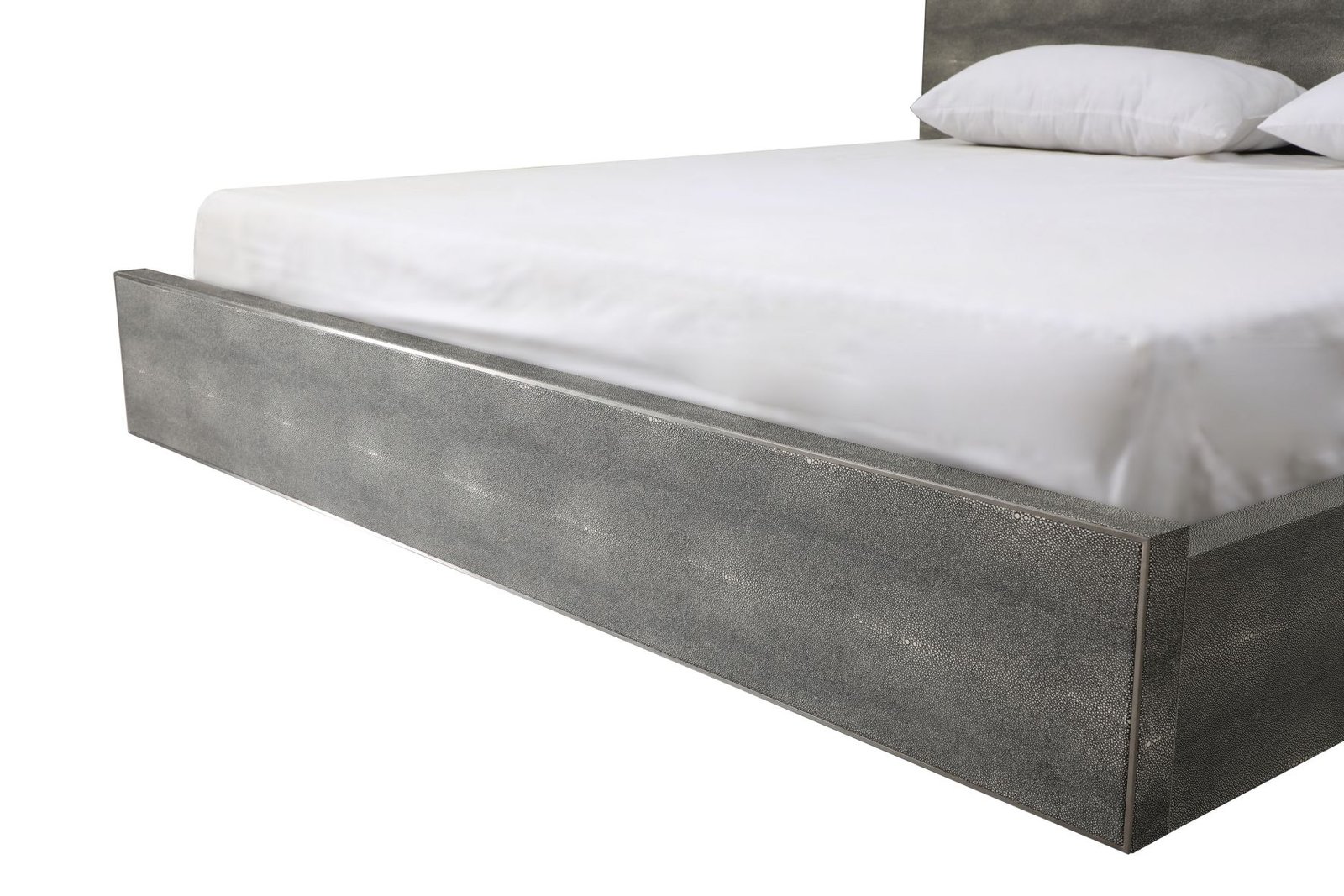 Modrest Dynasty - Eastern King Modern Shagreen Bedroom Set - Image 2