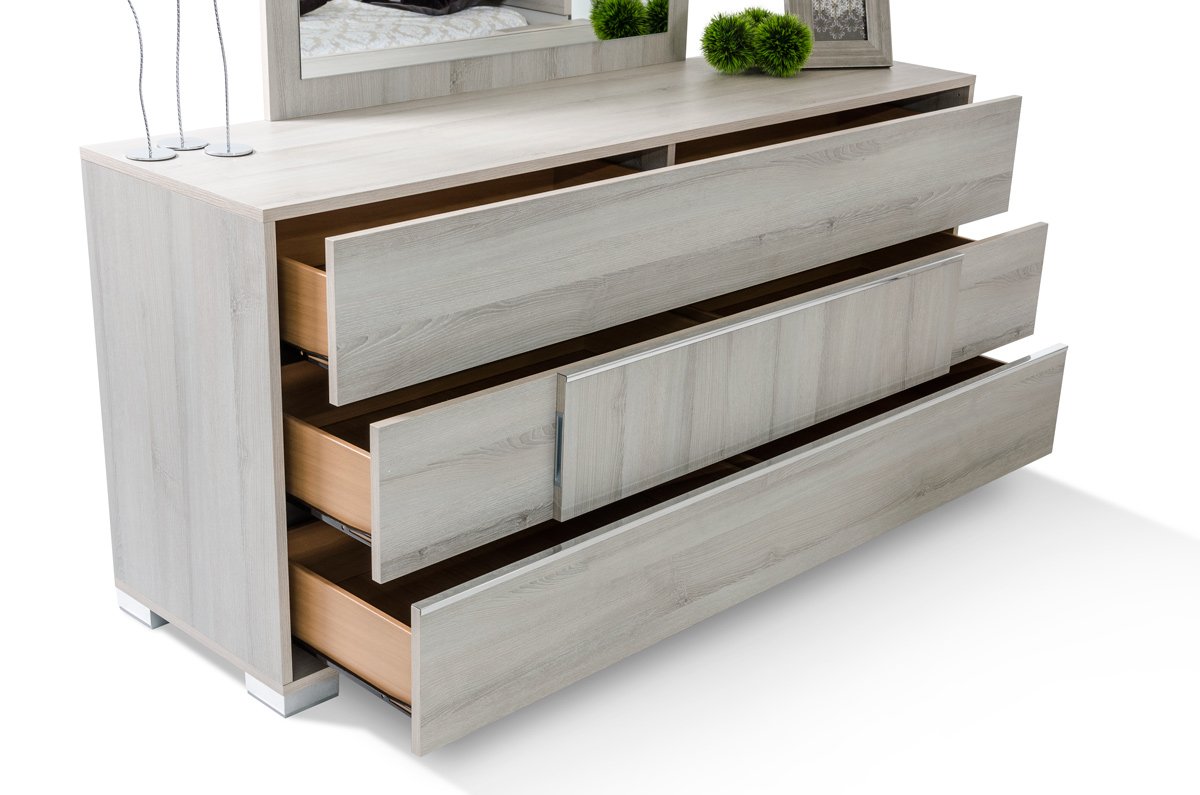 Modrest Ethan Italian Modern Grey Bedroom Set - Image 5