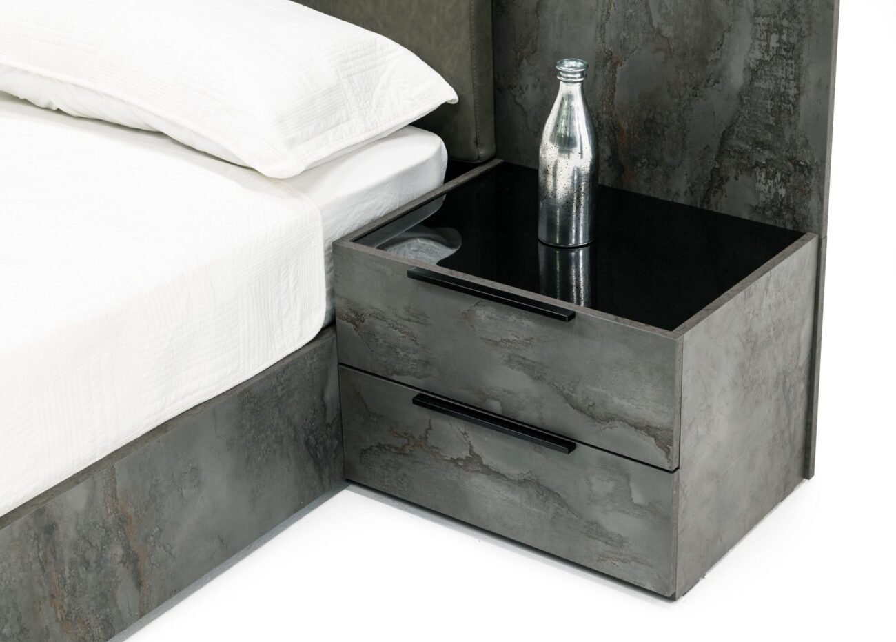 Nova Domus Ferrara - Modern Volcano Oxide Grey 4-Piece Bedroom Set - Image 5