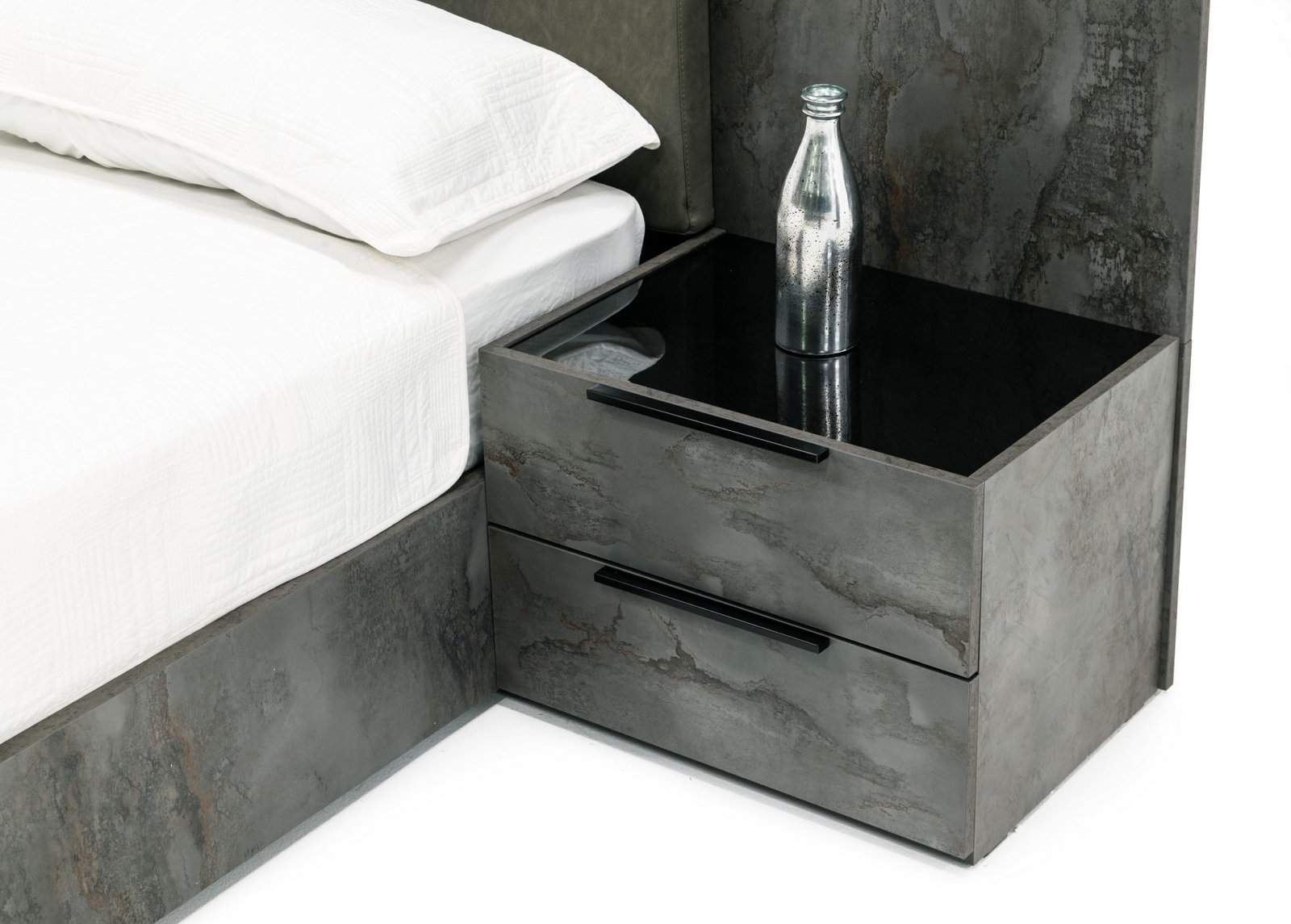 Nova Domus Ferrara - Modern Volcano Oxide Grey 4-Piece Bedroom Set - Image 5