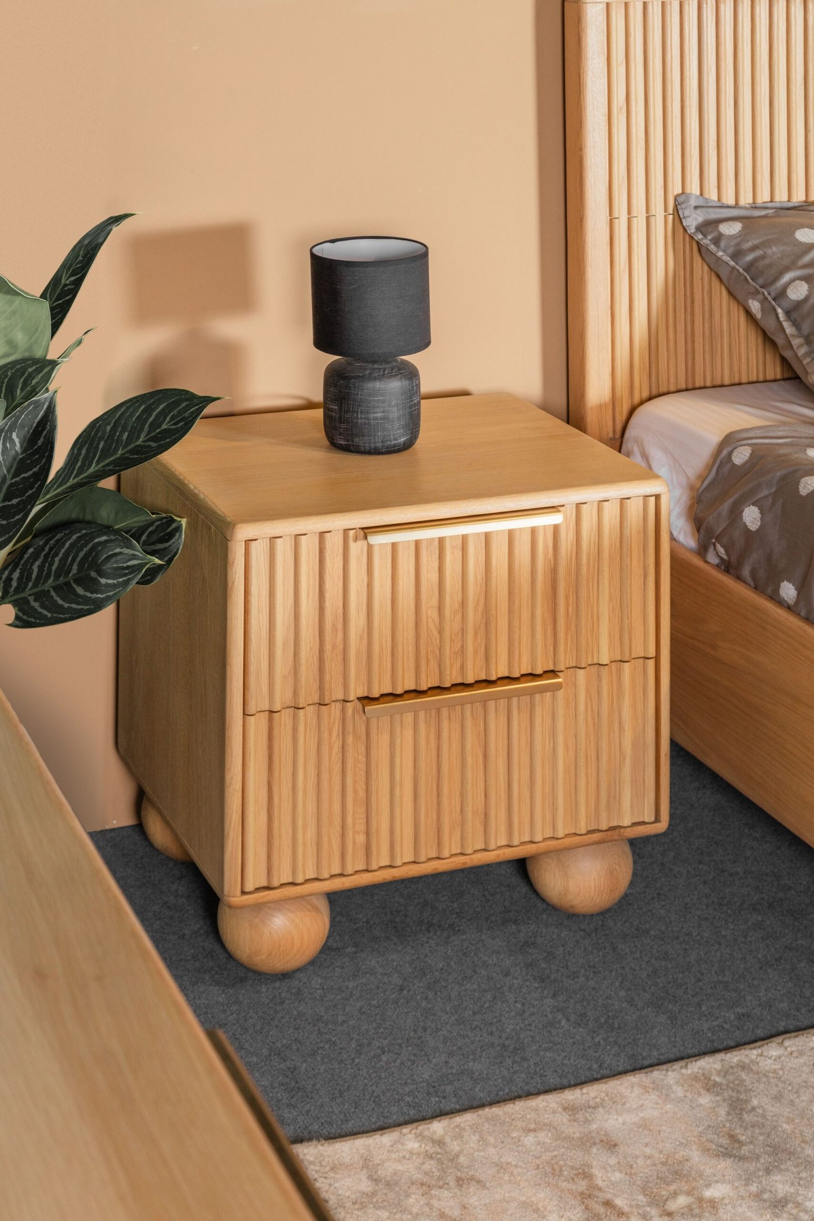 Eastern King Modrest Winters - Modern Natural Oak Bedroom Set - Image 2