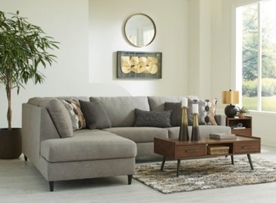 Santasia 2-Piece Sectional with Chaise - Image 5