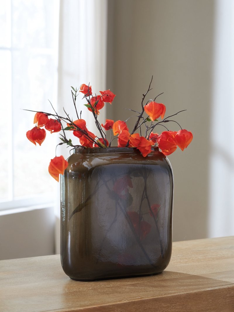 Sumner Vase - Image 3