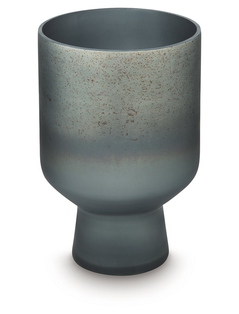 Pennmore Vase - Image 4
