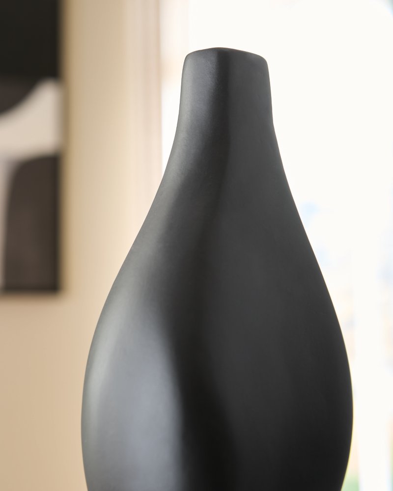 Judsen Vase - Image 5