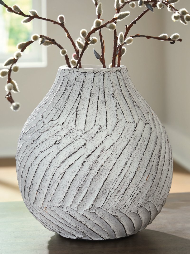 Shelvie Vase - Image 3