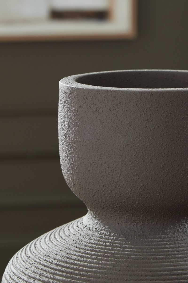 Dalsen Vase - Image 4