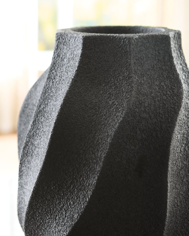 Judworth Vase - Image 5