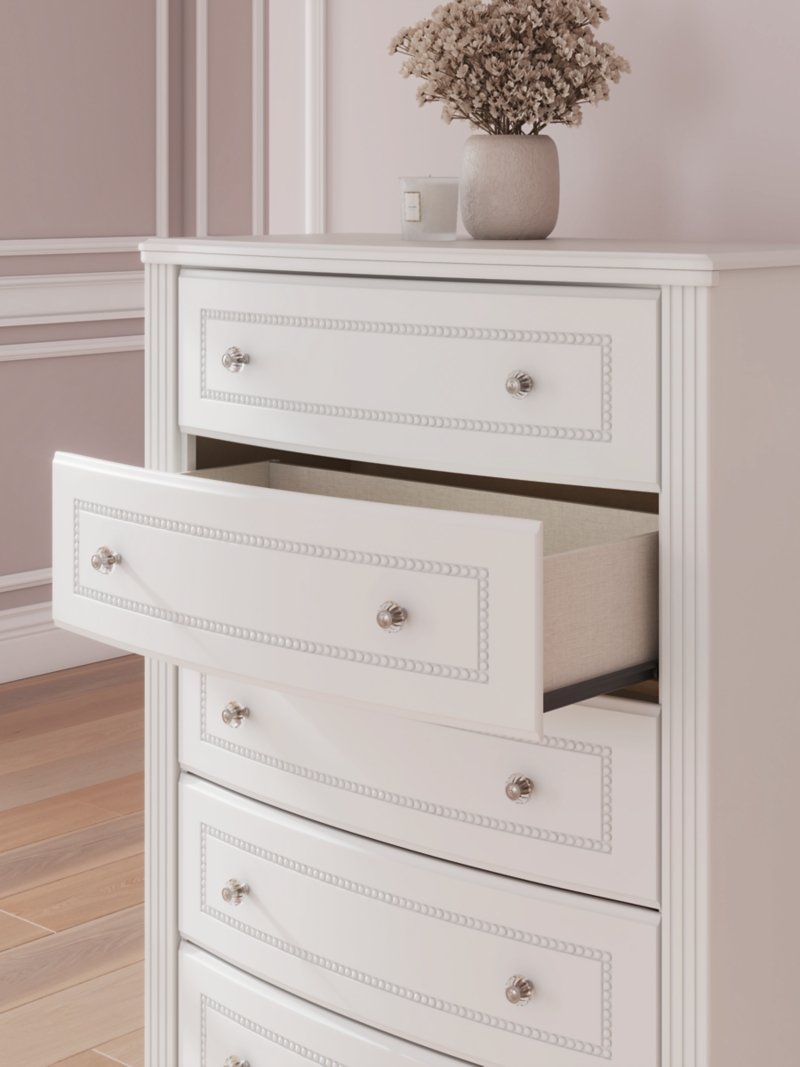 Trindura Chest of Drawers - Image 11