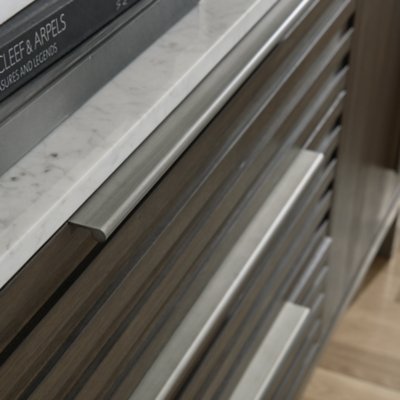 Arkenton Queen Panel Bed, Dresser and Mirror - Image 13