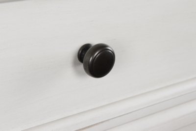 Greddinton Chest of Drawers - Image 6