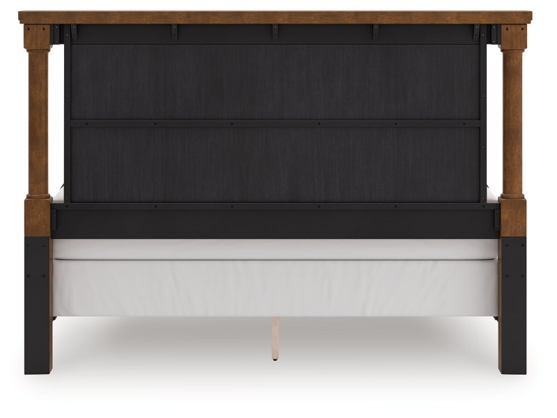 Greddinton California King Poster Bed - Image 6