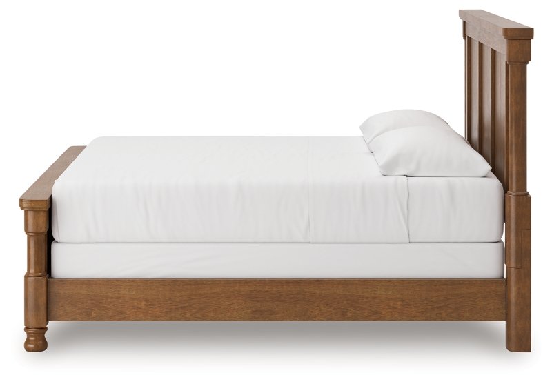 Greddinton King Poster Bed - Image 6