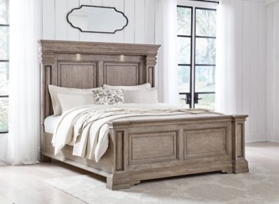 Blairhurst King Panel Bed, Dresser, Chest and 2  Nightstands - Image 26
