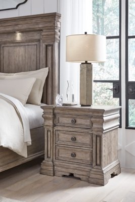 Blairhurst Nightstand - Image 3