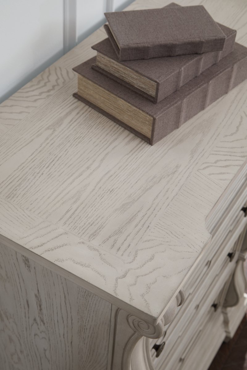 Valleymont Chest of Drawers - Image 6