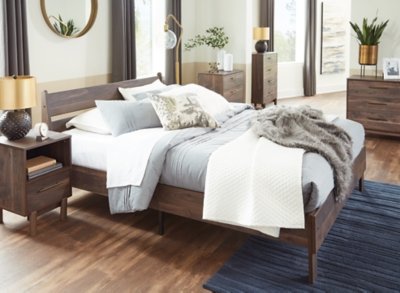 Calverson Full Panel Platform Bed - Image 8
