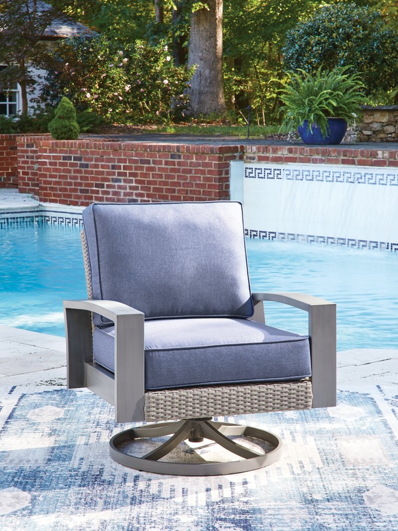 Dillon Beach Outdoor Swivel Lounge Chair with Cushion - Image 3