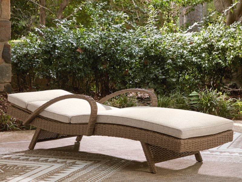 Carmel Bay Chaise Lounge with Cushion - Image 6