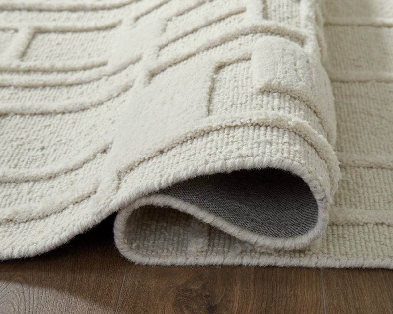 Empriss 5' x 7' Area Rug - Image 5