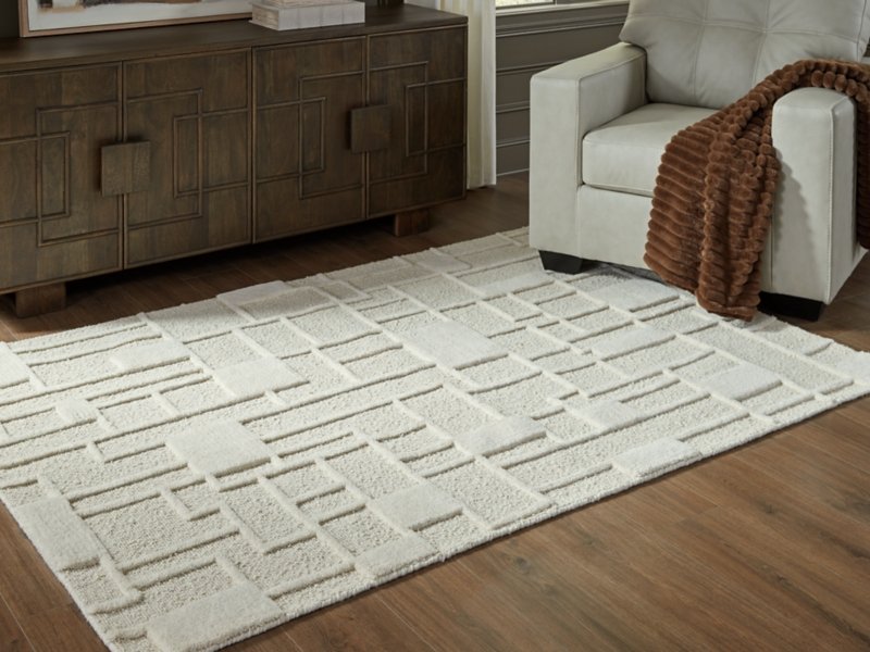 Empriss 5' x 7' Area Rug - Image 3